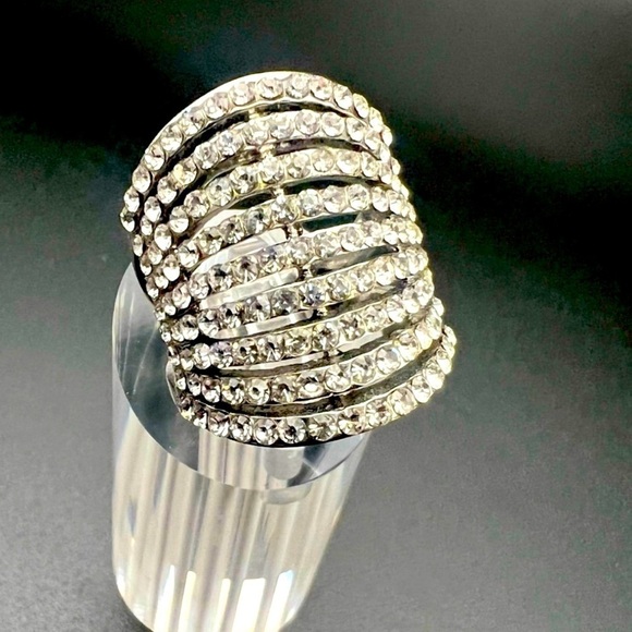 Rhinestone, Silver Plated Cocktail Statement ring - - Picture 4 of 14